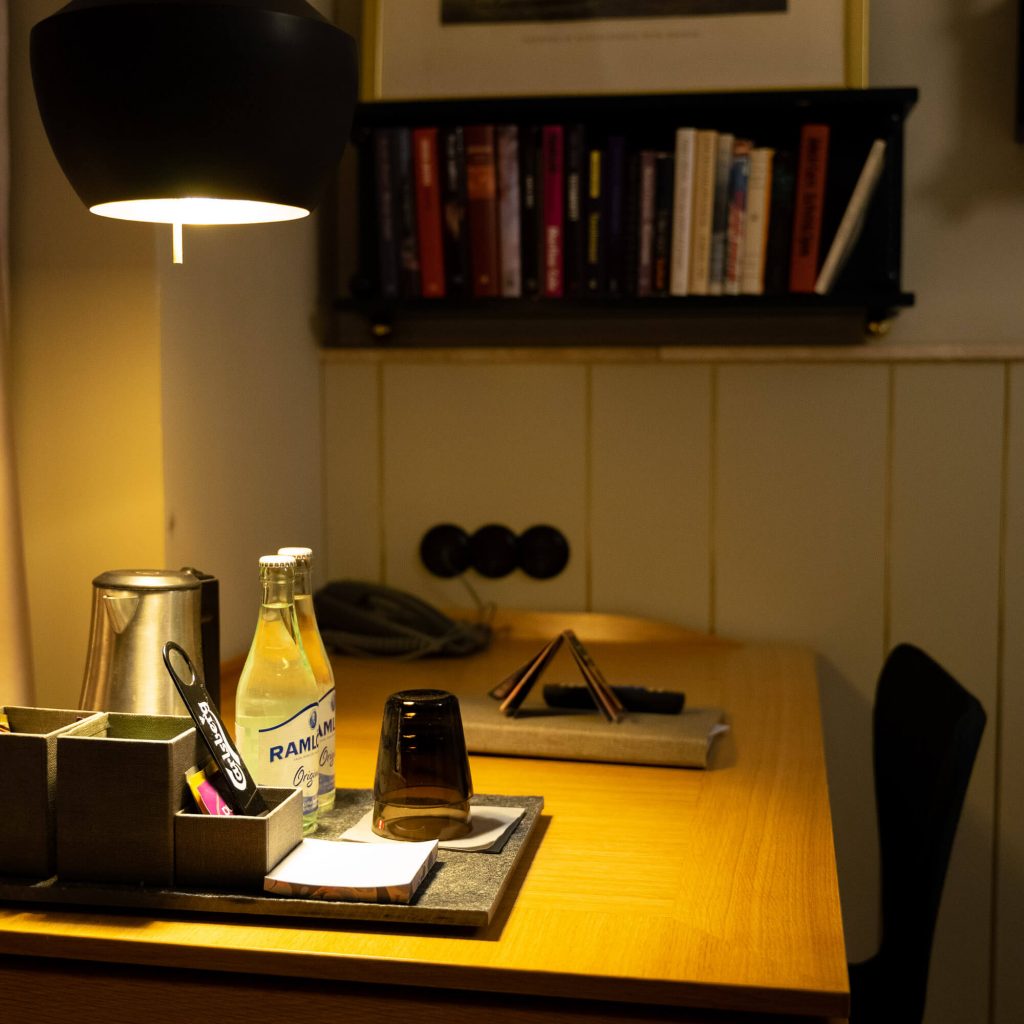 Mornington Hotel Room Desk